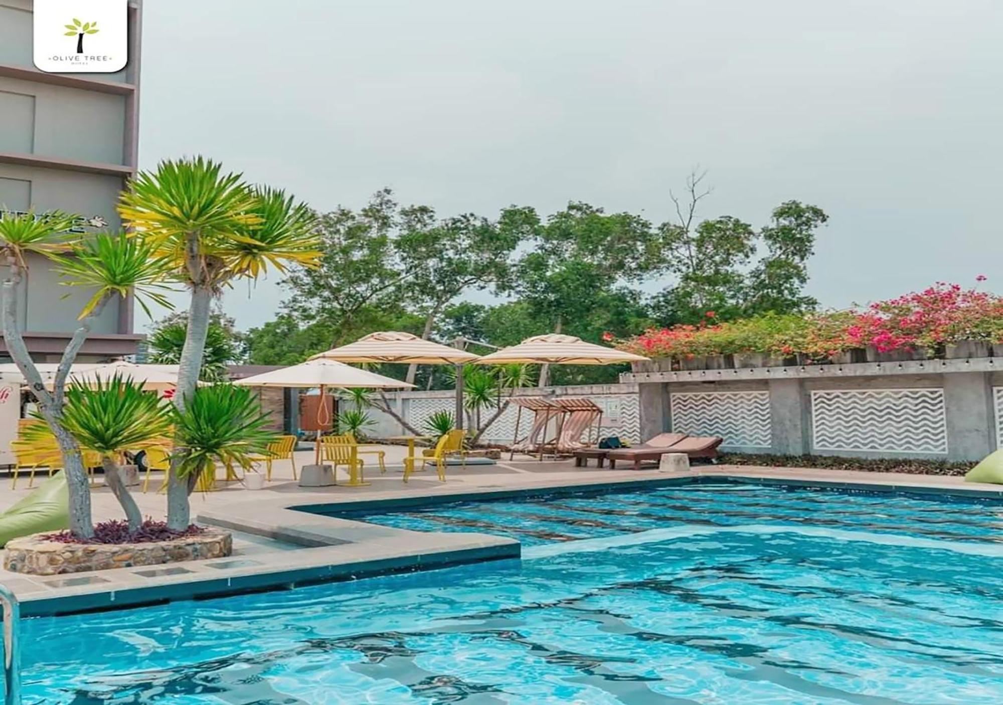 Olive Tree Hotel Pattaya Na Chom Thian Exterior photo