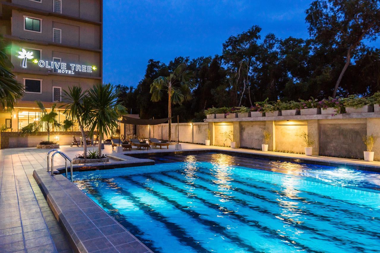 Olive Tree Hotel Pattaya Na Chom Thian Exterior photo